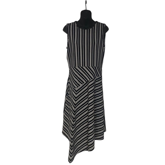 Banana Republic Factory Dresses & Skirts - Banana Republic Factory Black and White Striped Asymmetrical Hem Dress